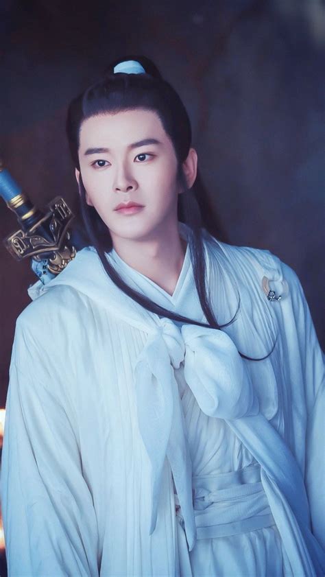Diệp Bạch .